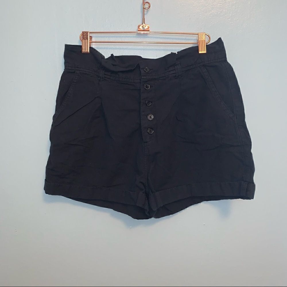 Billabong High waisted woven shorts size 30